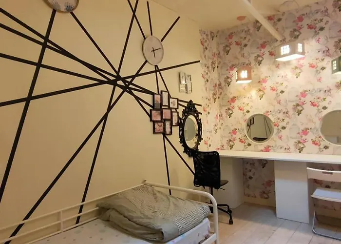 Hostel Fleur De Paryż