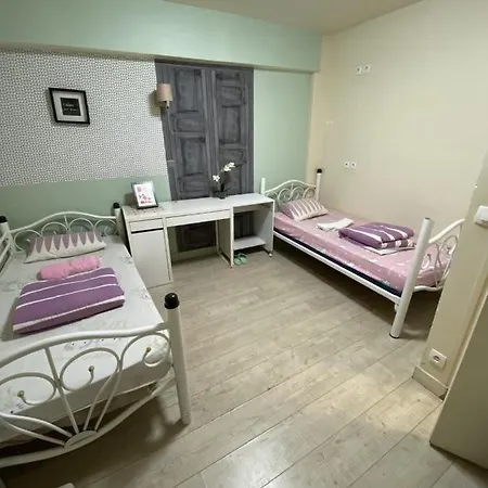 Fleur De Hostal París